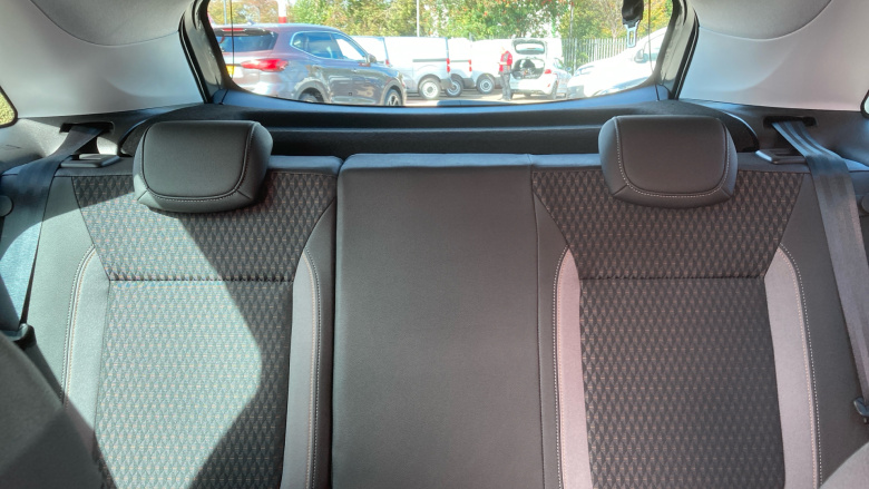 Vauxhall Crossland X 1.2T [130] Elite Nav 5dr [Start Stop] Auto Petrol Hatchback